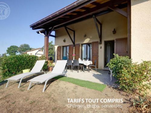 Charmant gîte avec terrasse et jardin à Saint-Christo-en-Jarez - FR-1-496-204