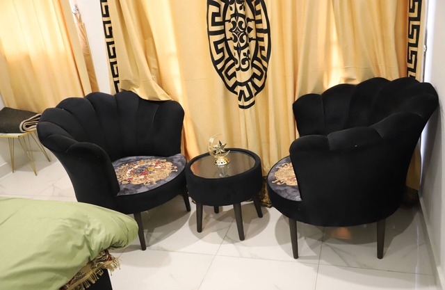 Charming 1-bedroom apartment with AC, WiFi in nice Islamabad