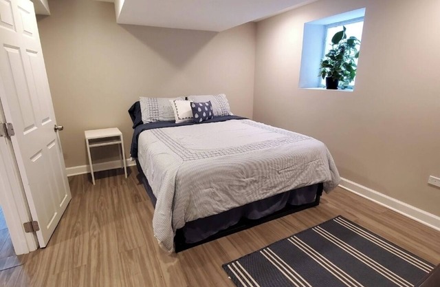 Charming 1-bedroom apartment in brilliant Berwyn with AC, WiFi