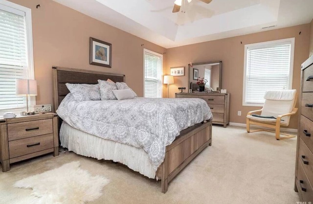 Charming 1-bedroom w/private bath in house with WIFI in quaint Mebane