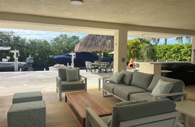 Charming 2/2 in Islamorada - Private Access to White Marlin Beach