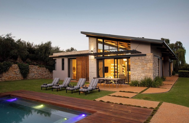 Charming 2-bed Garden Villa in the brilliant Taaibosch Collection with WiFi, AC