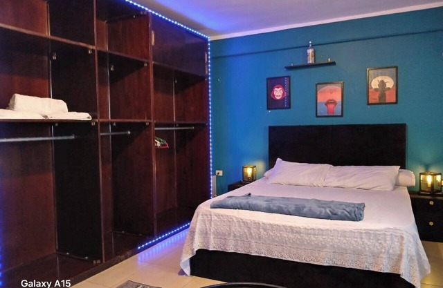 Charming 2-bedroom apartment with WiFi, AC in phenomenal القاهرة الجديدة