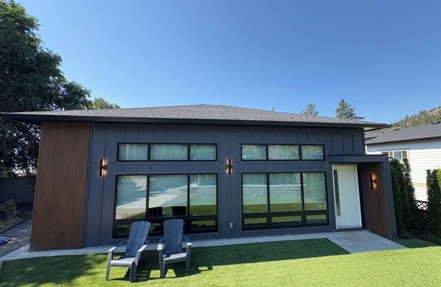 Charming 2-bedroom bungalow in beautiful West Kelowna on the wine trail