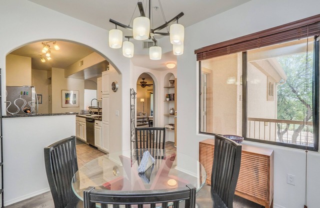 Charming 2-bedroom condo at the edge of Catalina foothills, on Tucson Bike Loop
