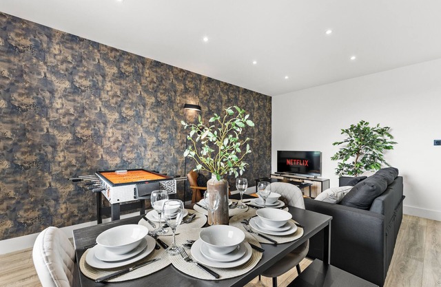 Charming 2-Bedroom Flat in Norwich