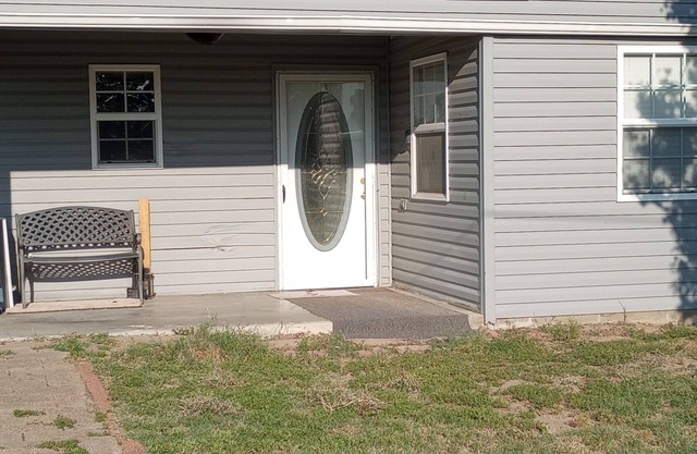 Charming 2-bedroom house with WiFi, AC near peaceful Lake Eufaula