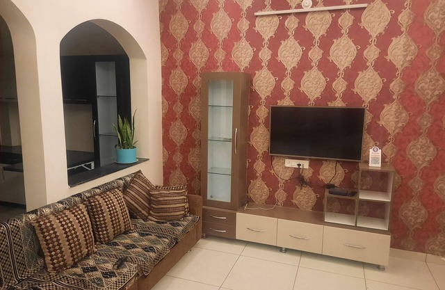 Charming 2-bedroom house with WiFi, AC in awesome Ujjain