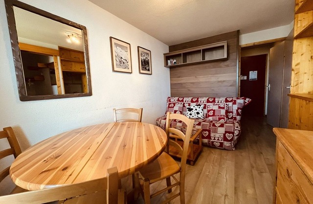 Charming 2-room apt for 5, balcony, elevator, direct ski access - Vallandry