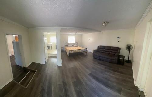 Charming 3-Bed, 1,5 Bath Home - Entire Space Just for You!