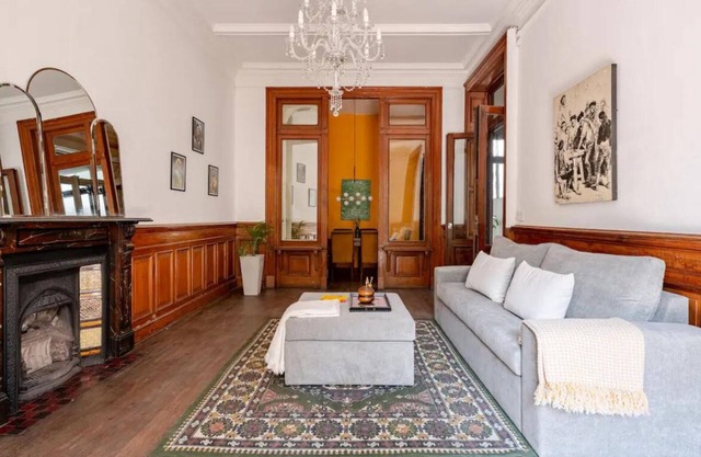 Charming 3-bedroom apartment with AC, WiFi in beautiful Buenos Aires