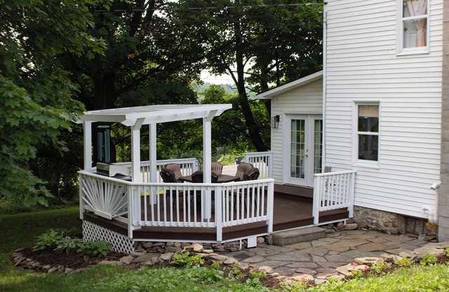 Charming 3-bedroom cottage in lovely Keuka Park- Family friendly