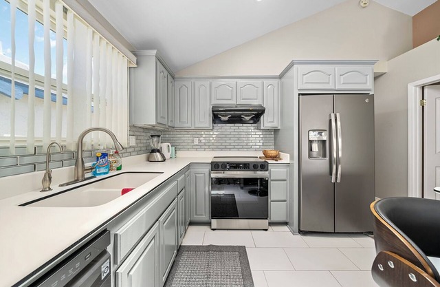 Charming 3-bedroom house with AC and WiFi in brilliant Seal Beach