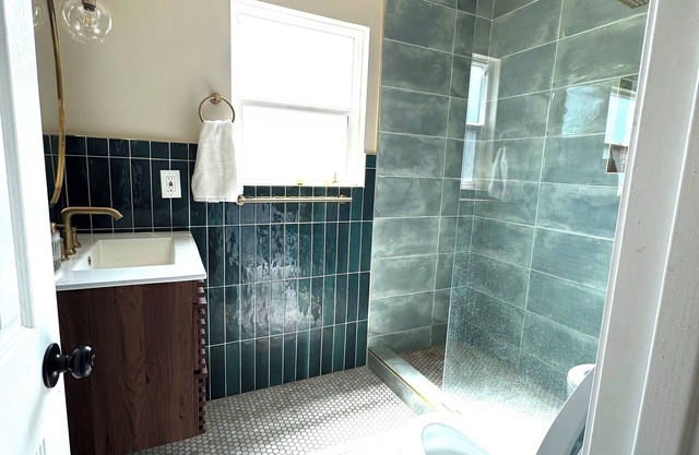 Charming 3-bedroom house with AC, Fast WiFi in Pasadena near Rose Bowl