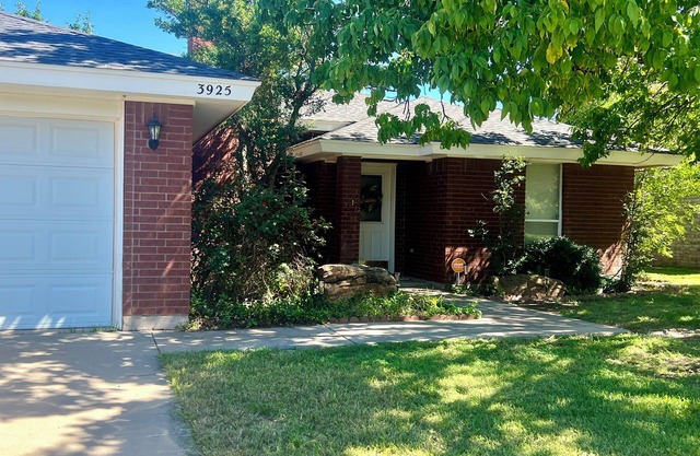 Charming 3-bedroom house with WiFi and AC in lovely Abilene