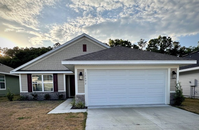 Charming 3-bedroom house with AC, WiFi in lovely Alachua