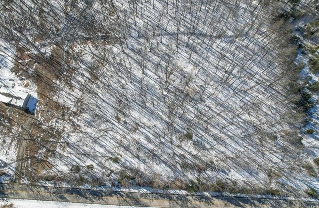 Charming 3-bedroom house with WiFi and AC in Pleasant Bristow