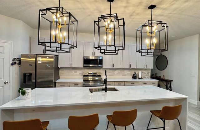 Charming 3-bedroom House in Sebring with AC, WiFi