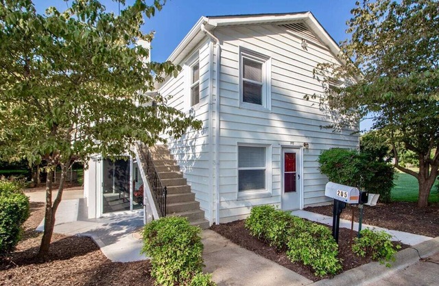 Charming 4-bedroom house with AC and WiFi in delightful Troutman