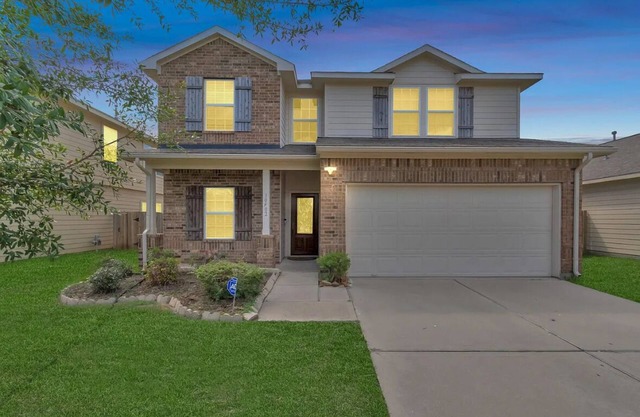 Charming 4-bedroom house with AC and WiFi in tranquil Cypress