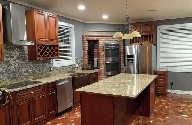 Charming 4-bedroom house in marvelous Jackson with AC, WiFi