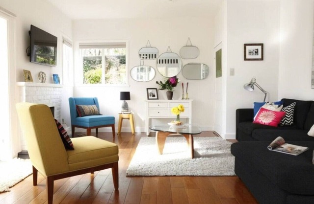 Charming Beachside Cottage