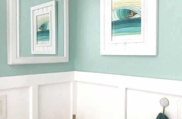 Charming Beachy-Bohemian Cottage in Historic Area.