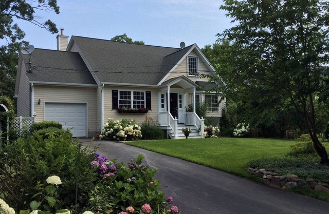 Charming Cape Close to the Ocean