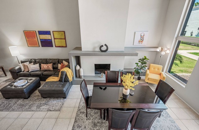 Charming Casa Camelback: 10-Min Walk to Old Town Scottsdale w/Pool & Patio!