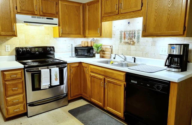 Charming Casita 3bed in Raleigh near I-540