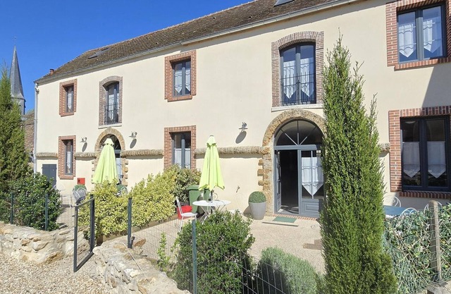 Charming cottage in renovated farmhouse near nature