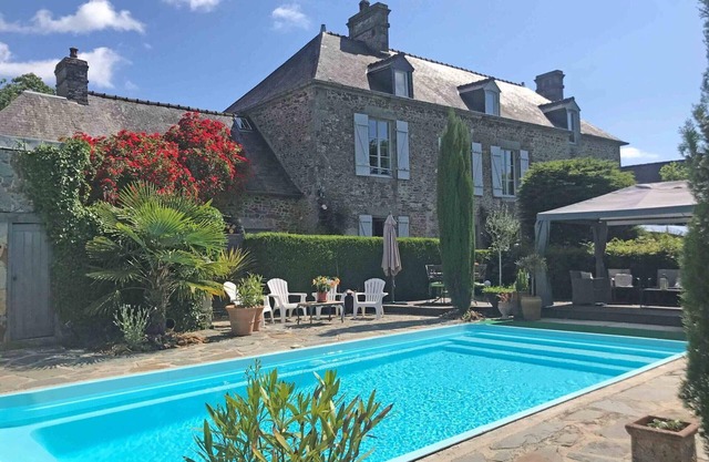 Charming Cottage with Heated Pool and Garden Near Bagnoles de l'Orne