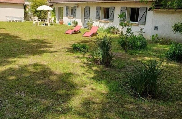 Charming Countryside Cottage with Private Lake, Terrace, and Modern Amenities