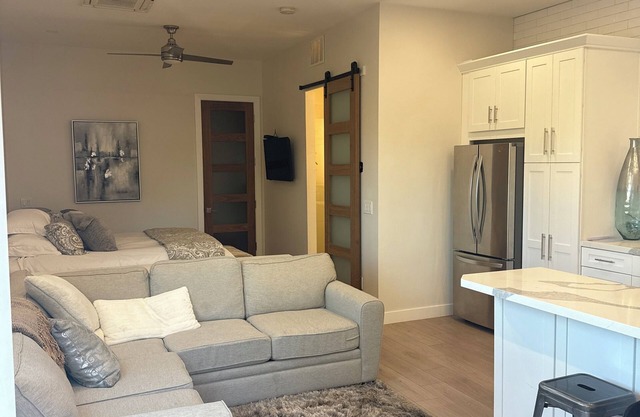 Charming Desert Casita Oasis in La Quint - Your Perfect Cozy Retreat!