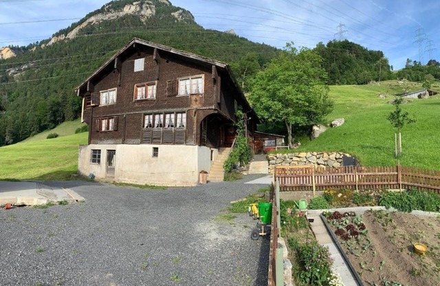 Charming farmhouse with beautiful mountain panorama
