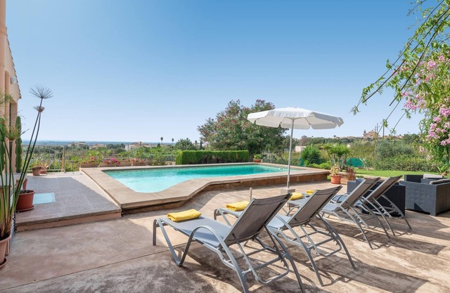 Charming Finca Ses Serres near Santanyí