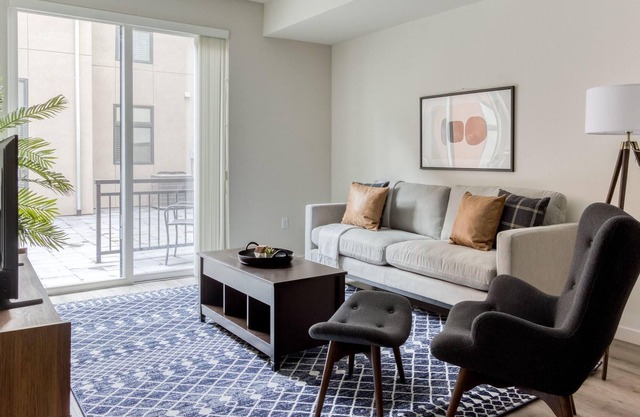 Charming Furnished 1BR in Oakland, Pet-Friendly