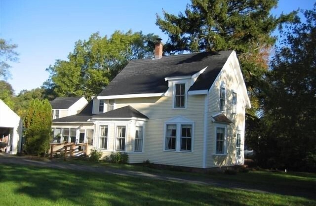 Charming Harwich Village Home with Large Lawn