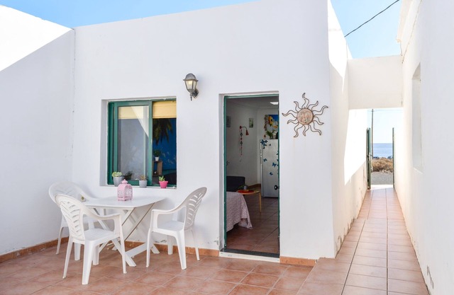 Charming Holiday Studio “Apartamento Ayla 2” Near the Beach