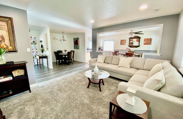 Charming Home in Sparks NV with Beautiful Yard