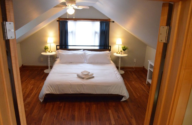 Charming Oasis in the Heart of Historic Downtown