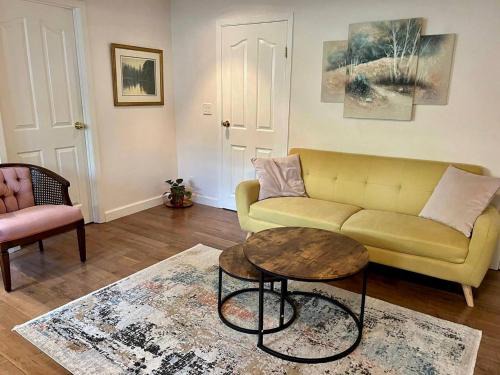 Charming one bedroom suit