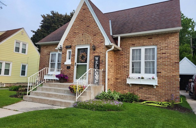 Charming Pet-friendly Home Close To The Green Bay Packers And Lake Michigan!