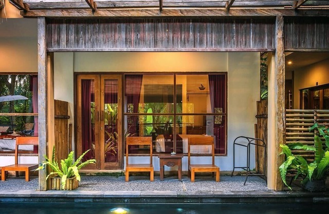 Charming pool view room close to Ubud with a shared infinity-edge swimming pool