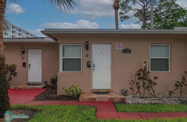 Charming Private Apartment with Full Kitchen – Perfect Location for students!