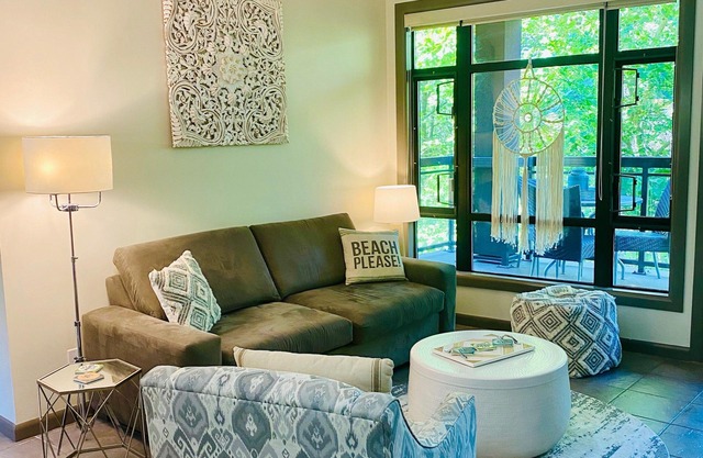 Charming Private Condo, Near Beach At Family Friendly Playa del Sol Resort