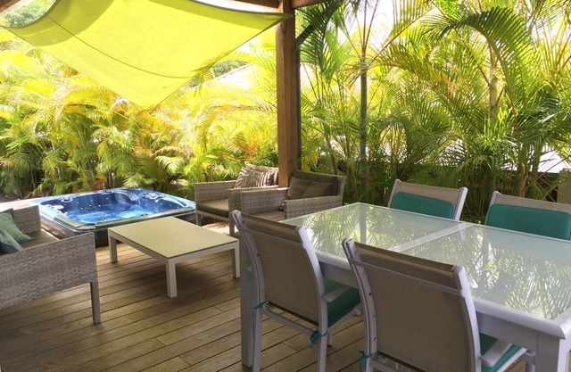 Charming rental T4 with jacuzzi.