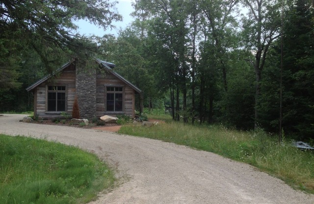 Charming Riverfront Log Cabin ~ River Paradise!