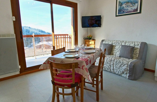 Charming South-Facing Studio at the Foot of the Slopes