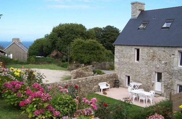 Charming Stone House in La Hague - 3 BR, Modern Comfort, Enclosed Garden, Near Coastal Scenery